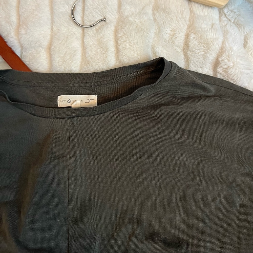 Lou Grey S Pewter Grey Green Twist Front Casual Goblincore Casual Neutral Tee
